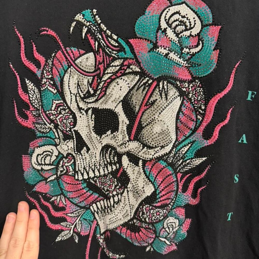 Black Label Affliction black skull and roses tee bedazzled Size XL - Picture 3 of 8